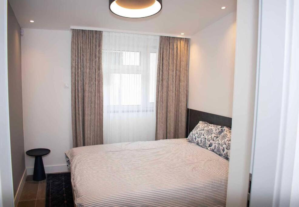Luxury Cozy 2 Bdr Downtown Apt.7 Budapest Kültér fotó